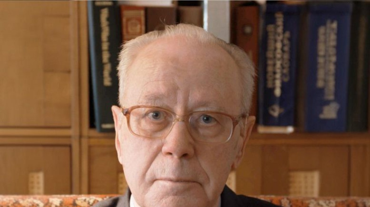 Логика: между математикой и философией