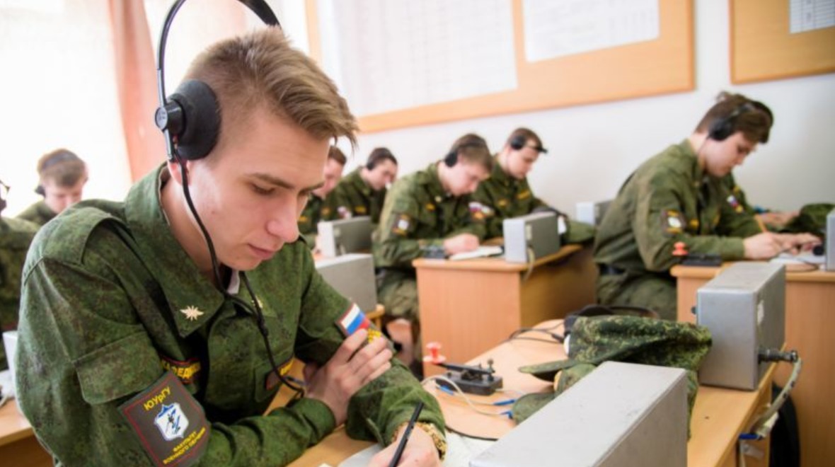 Надежная связь – основа управления: как в ЮУрГУ готовят военных связистов